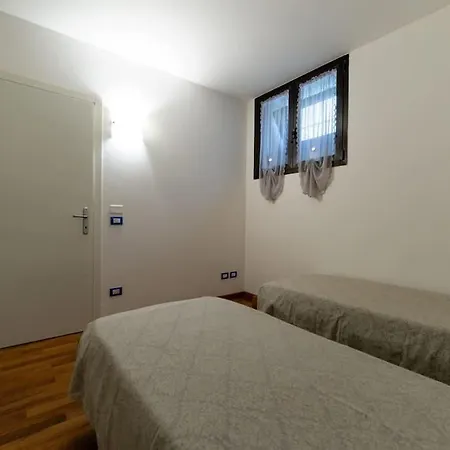 Da Erik E Nichi * Negrar