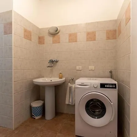 Da Erik E Nichi Lejlighed Negrar