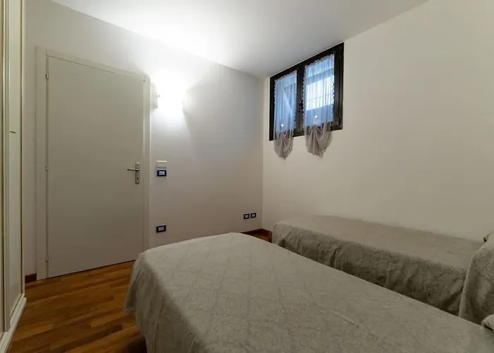 Da Erik E Nichi * Неграр